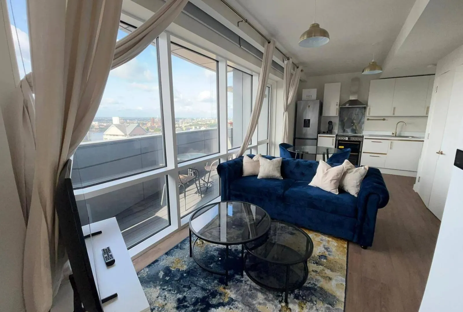 1 Bed-Sleeps 3-Balcony-Parking-5 Min Canary Wharf United Kingdom